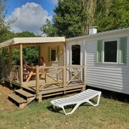 Zecamping 3 Animaux Acceptes Parc Aquatique Proche Riviere Lot Κάμπινγκ