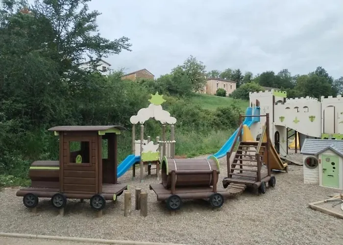 Zecamping 3 Animaux Acceptes Parc Aquatique Proche Riviere Lot