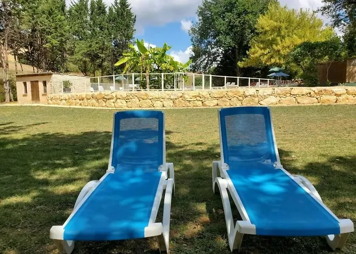 Zecamping 3 Animaux Acceptes Parc Aquatique Proche Riviere Lot Κάμπινγκ *