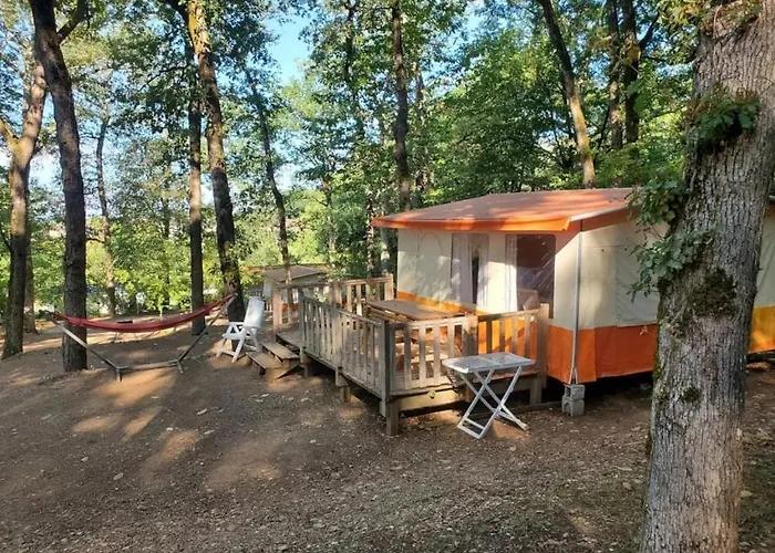 Zecamping 3 Animaux Acceptes Parc Aquatique Proche Riviere Lot Soturac