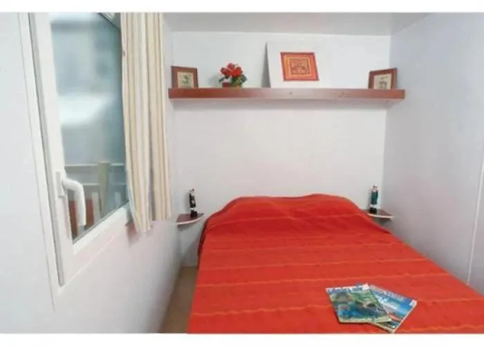 Zecamping 3 Animaux Acceptes Parc Aquatique Proche Riviere Lot