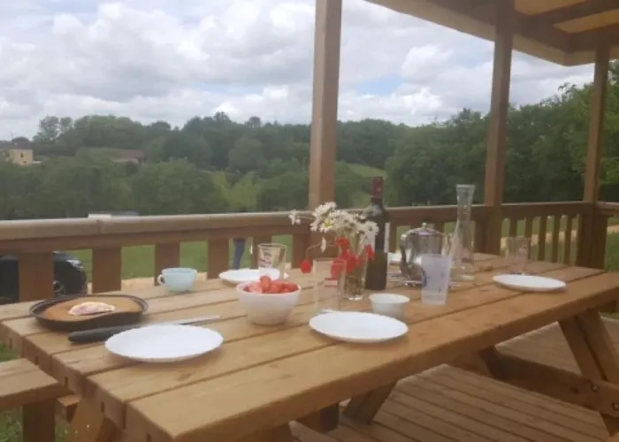 Zecamping 3 Animaux Acceptes Parc Aquatique Proche Riviere Lot Κάμπινγκ Soturac