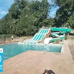 Kamp alanı Zecamping 3 Etoiles Animaux Acceptes Parc Aquatique Proche Riviere Lot