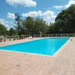 Zecamping 3 Etoiles Animaux Acceptes Parc Aquatique Proche Riviere Lot Kamp alanı Soturac