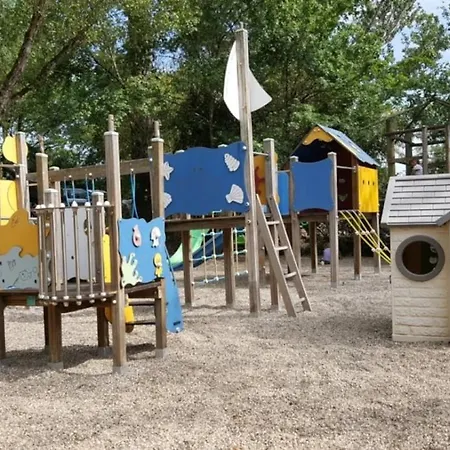 Zecamping 3 Etoiles Animaux Acceptes Parc Aquatique Proche Riviere Lot Kamp alanı *
