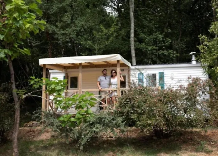 3 Etoiles - Parc Aquatique - Eehcdb